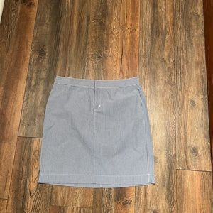 Bass Seersucker Blue and White Classic Skirt for Spring.